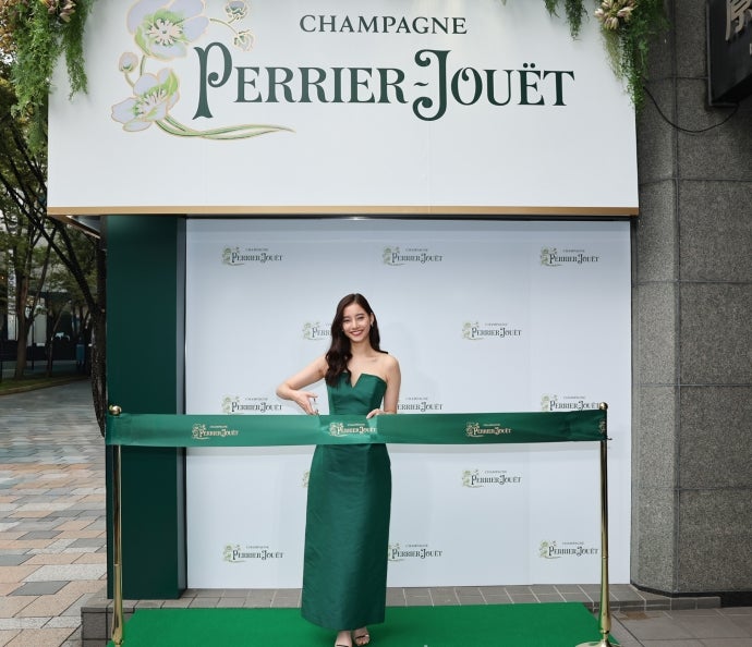 ブランドアンバサダー、新木優子さんがPOP-UPイベントに来場