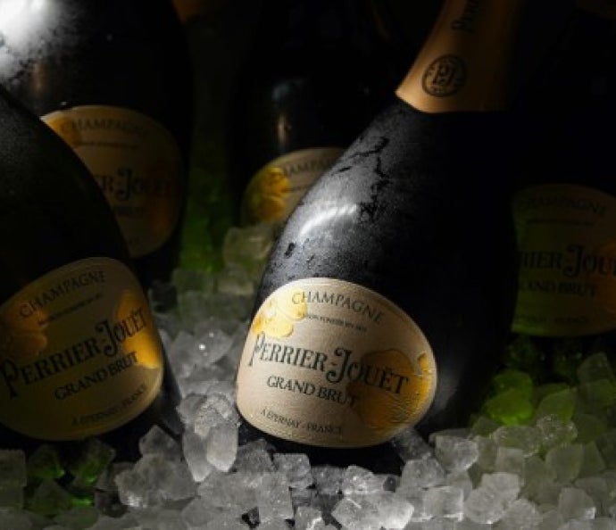 ペリエ ジュエ グラン ブリュット」 TOKYO NODE DININGにて、フリー