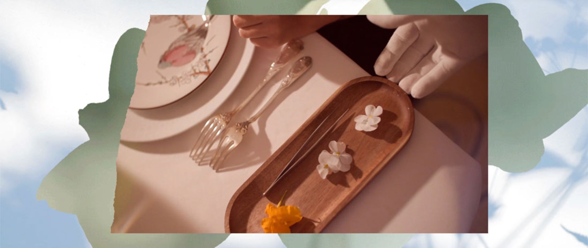 120 years of Belle-Epoque : celebrating the iconic flower