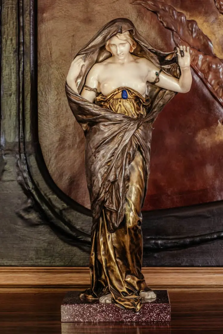 Nature revealing herself to science by Louis-Ernest Barrias