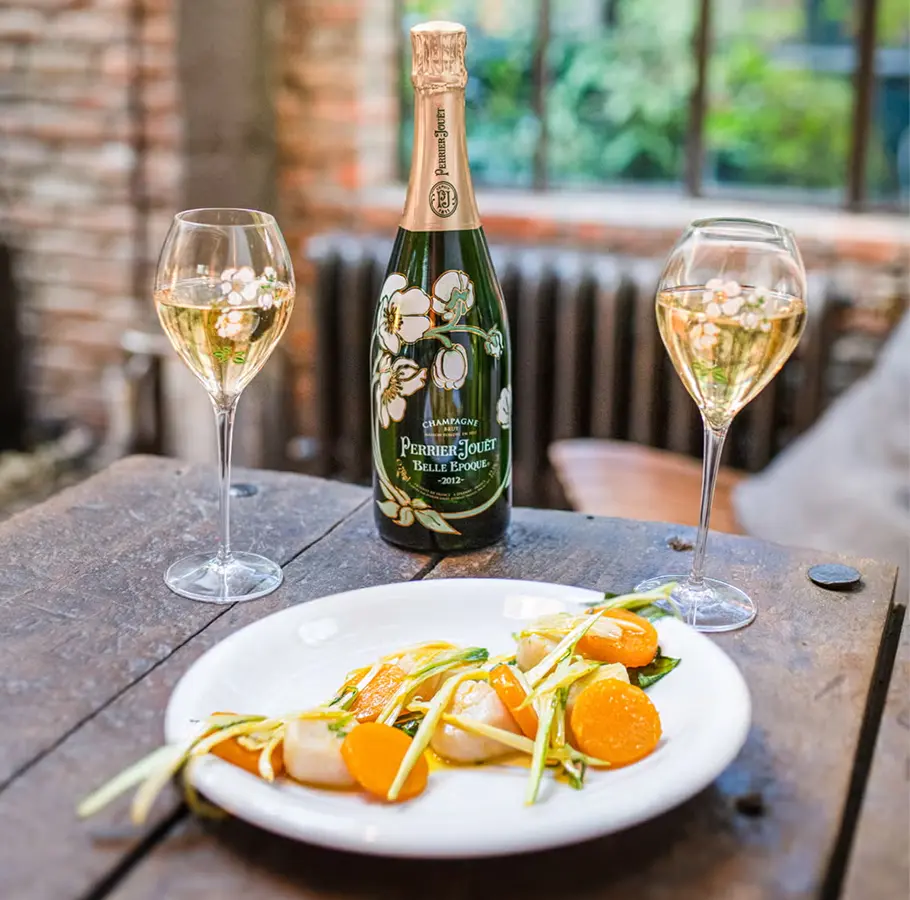 Scallops in clementine juice
