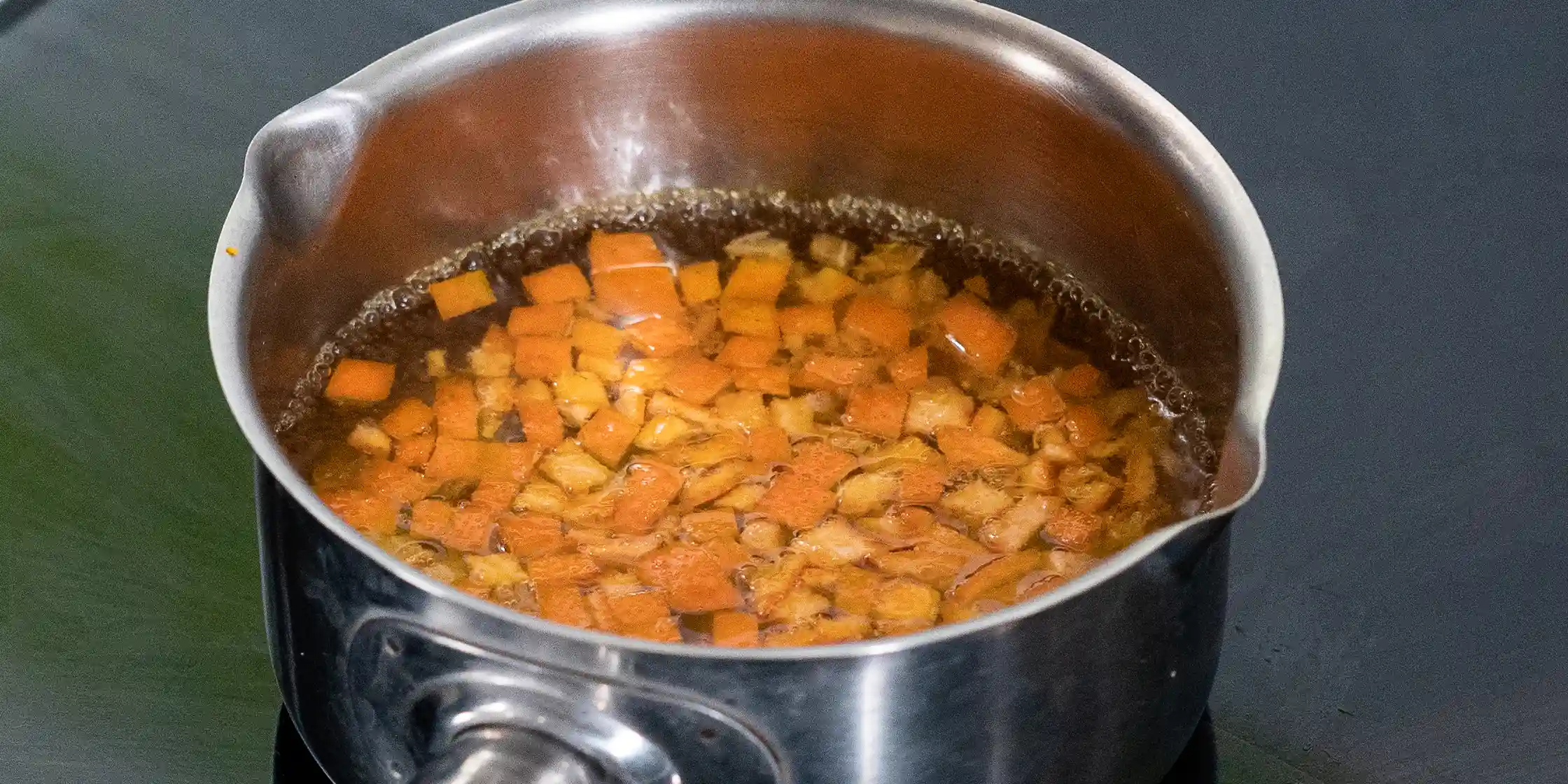 Preparation of clementine jelly