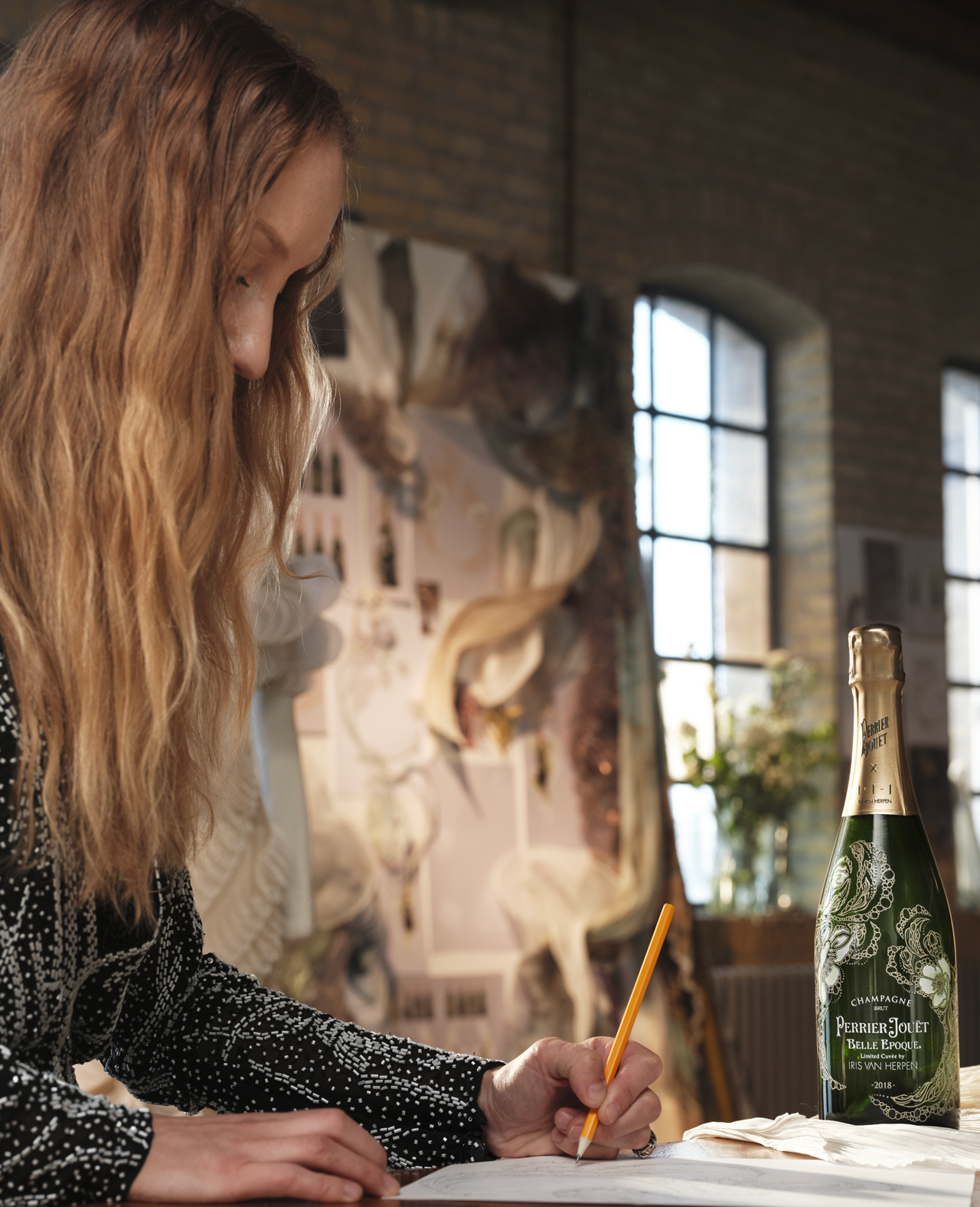 Iris Van Herpen behind the scene - working on the dedicated cuvée